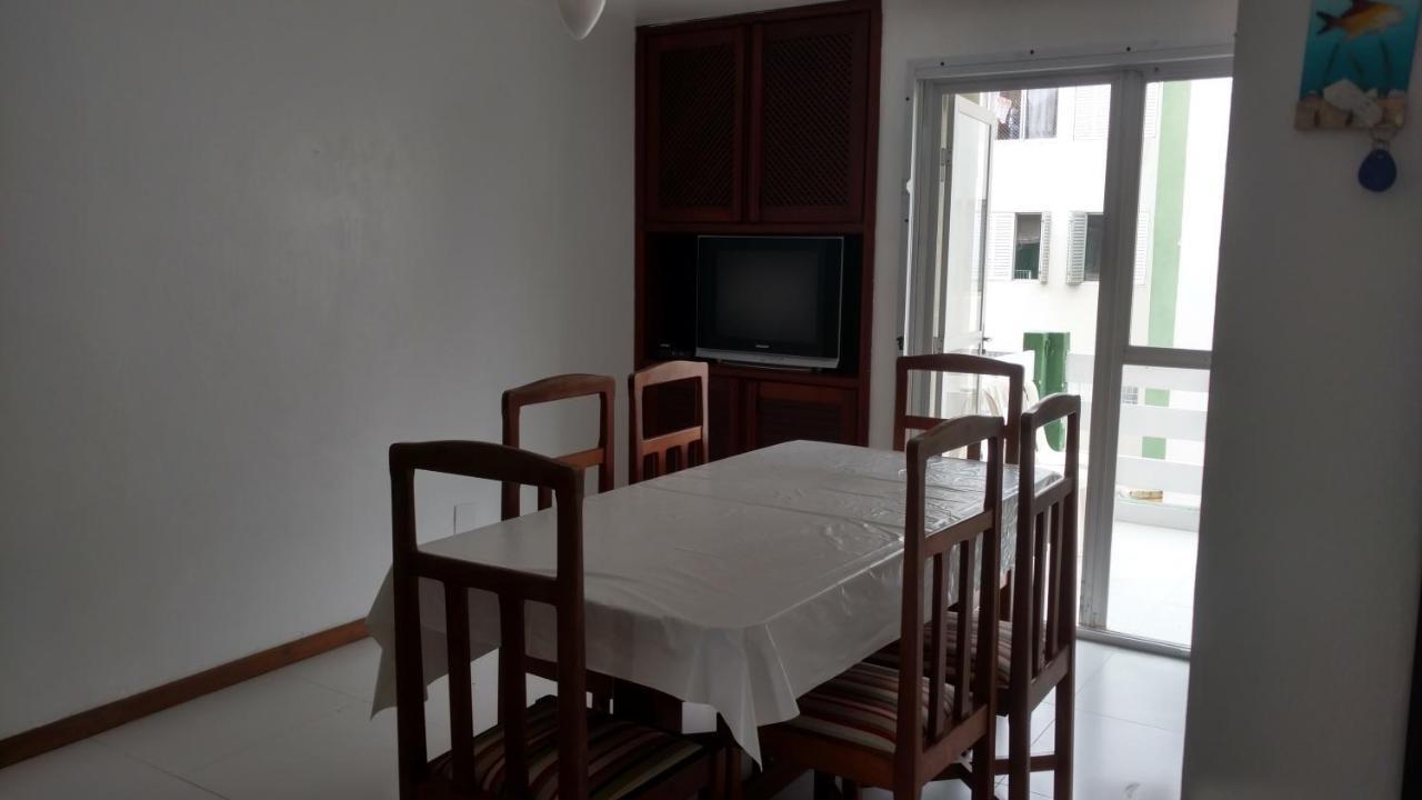 Apto Espetacular A 50 M Do Mar Em Condominio Com Piscinas Maravilhosas Guaratuba Esterno foto