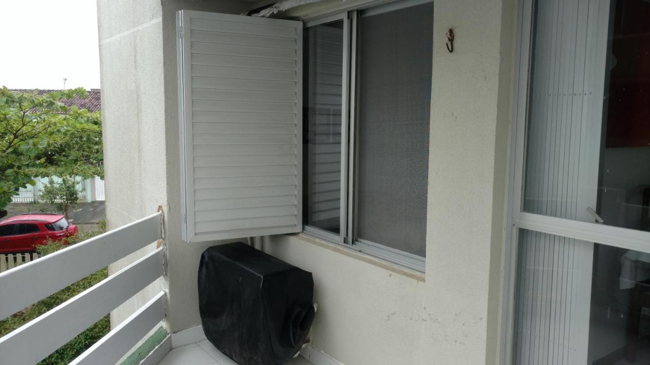 Apto Espetacular A 50 M Do Mar Em Condominio Com Piscinas Maravilhosas Guaratuba Esterno foto