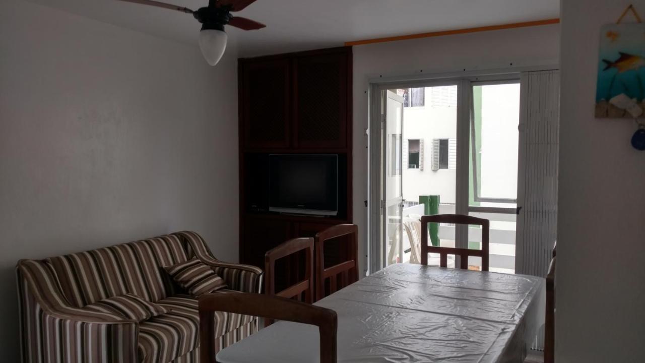 Apto Espetacular A 50 M Do Mar Em Condominio Com Piscinas Maravilhosas Guaratuba Esterno foto