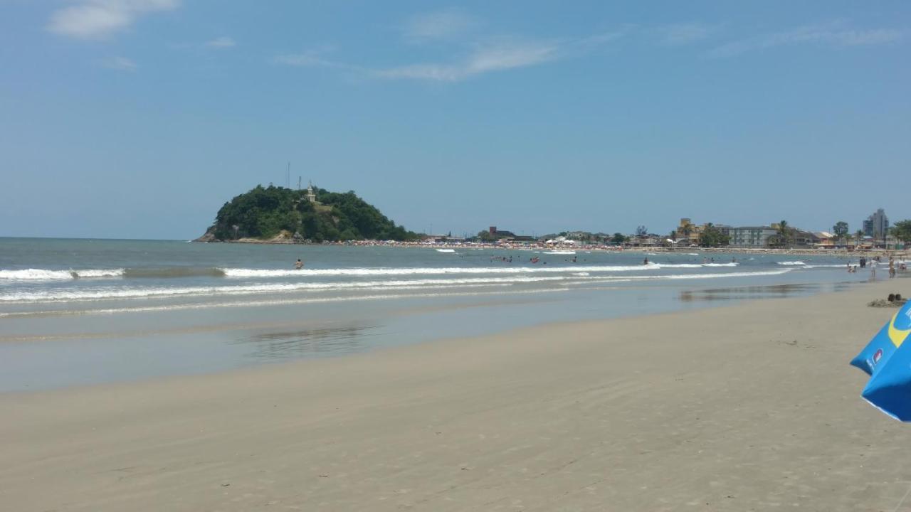 Apto Espetacular A 50 M Do Mar Em Condominio Com Piscinas Maravilhosas Guaratuba Esterno foto